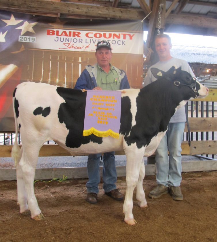Livestock show, sale held in Martinsburg News, Sports